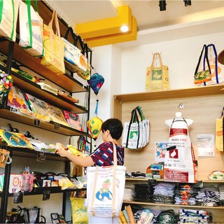 Túi Cám Lợn và Túi Con Cò