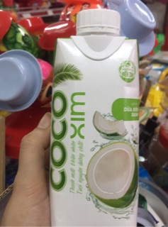 Nước dừa Cocoxim 15k