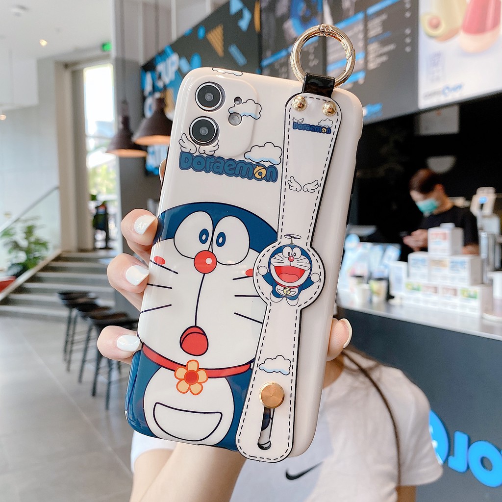 Ốp Điện Thoại In Hình Doraemon Có Dây Đeo Cổ Tay Cho Iphone 11 Pro Max Se2