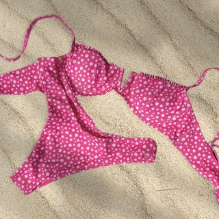 Bikini 2 Mảnh Cổ V Hoa Nhí Sexy Brazilian Basic Triangle Bikini Set