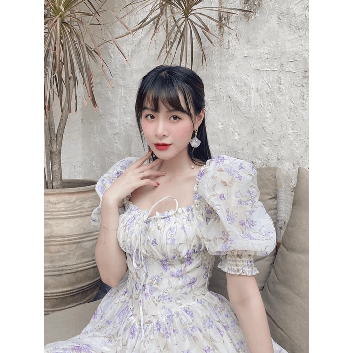 ĐẦM VOAN MỘT NGÀY NGẬP NẮNG VÀ CÁC CHỊ EM NÊN MẶC MỘT CHIẾC ĐẦM TRẮNG UP