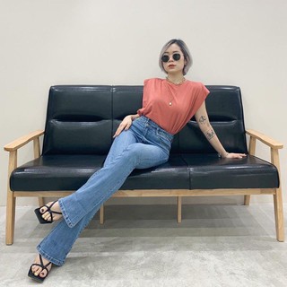 Quần jeans loe cúc lệch dáng dài