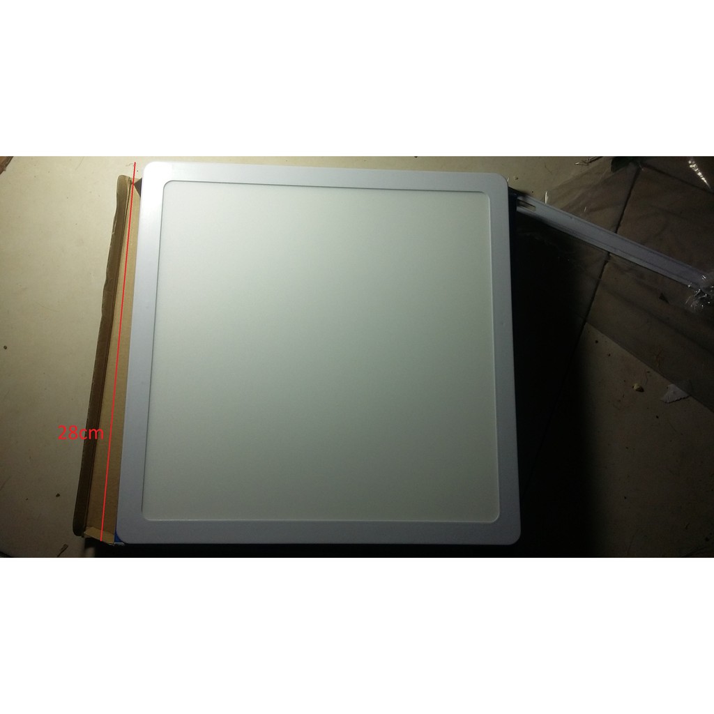 Đèn led ốp trần ánh sáng trắng