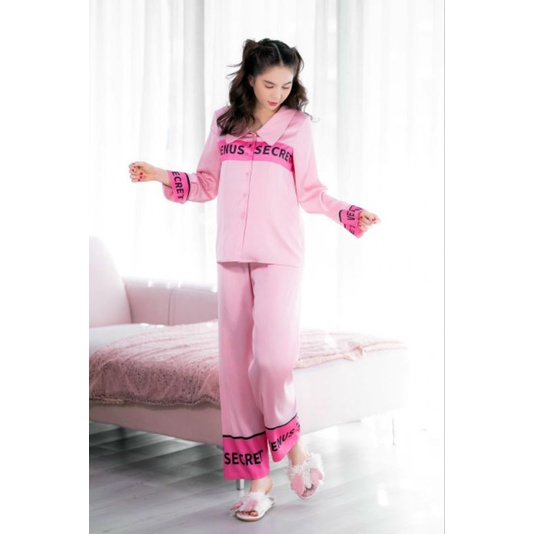 Pijama tiểu thư hót Ngọc Trinh hàng thiết kế vải lụa cao cấp.Ảnh shop chụp thật ở cuối trang