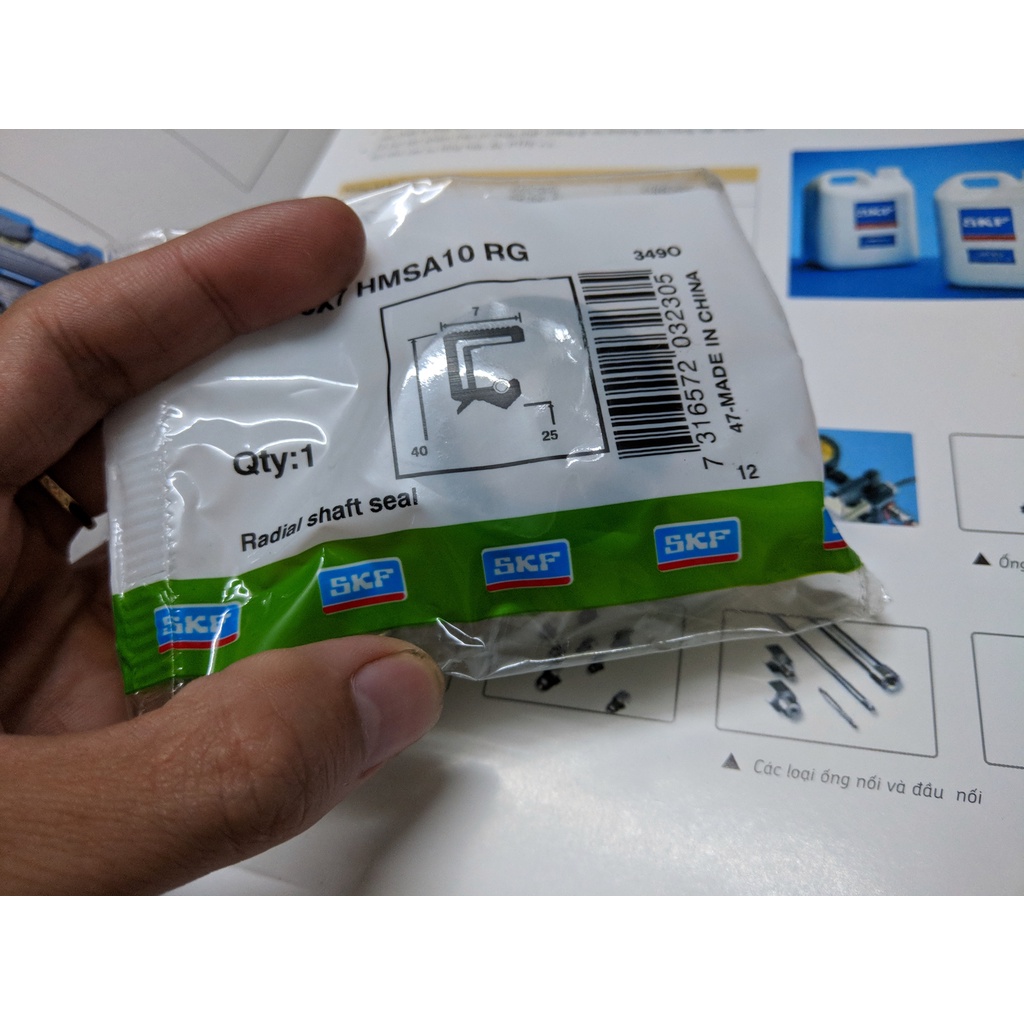 Phốt che bụi mâm xe dành cho Yamaha R15 v3