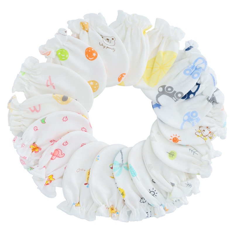 Set 9 món đồ gồm nón + găng tay + vớ chân dễ thương cho bé sơ sinh 0-6 tháng tuổi