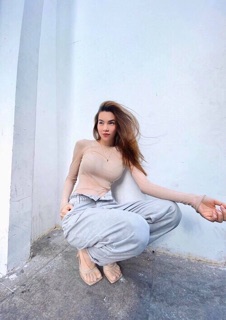 Giày lưới Hà Hồ