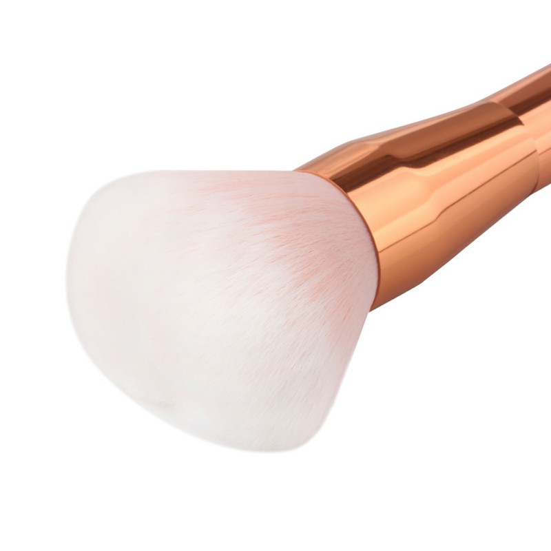 『elf』🔝 Professional Makeup Blush Brush
