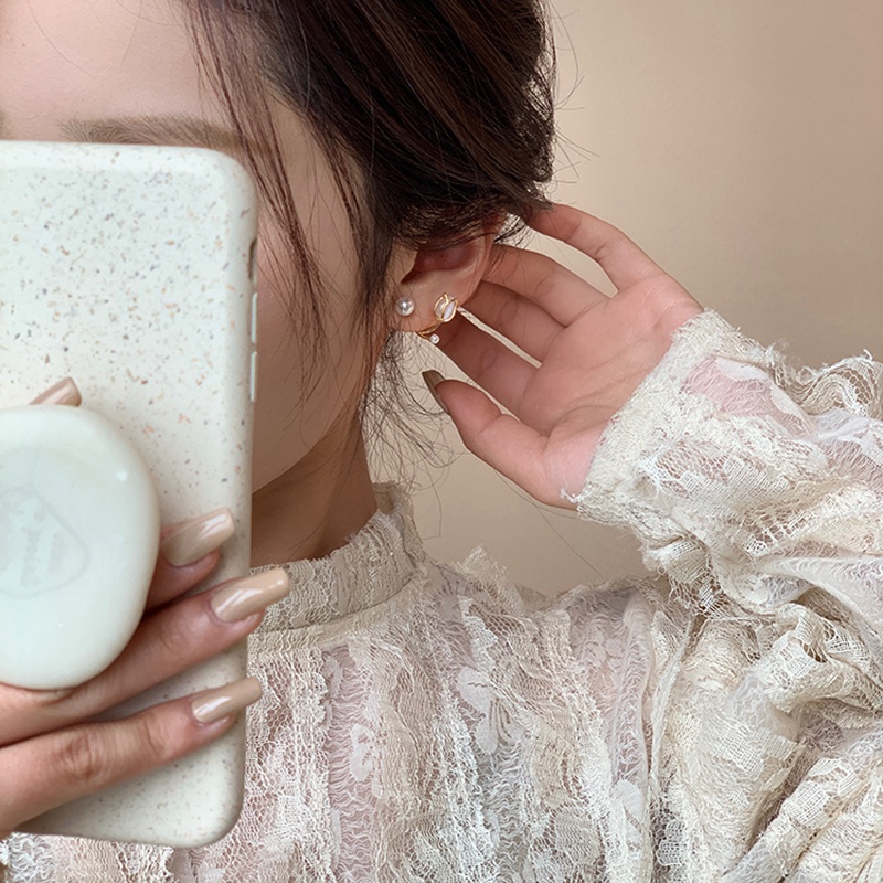 One Bông Tai Hình Hoa Tulip Đính Ngọc Trai Nhân Tạo Thiết Kế Nhỏ Nhắn Thời Trang Cao Cấp Cho Nữ J