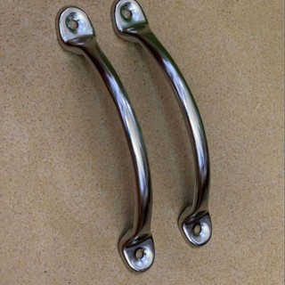 Tay nắm tủ giá rẻ.
