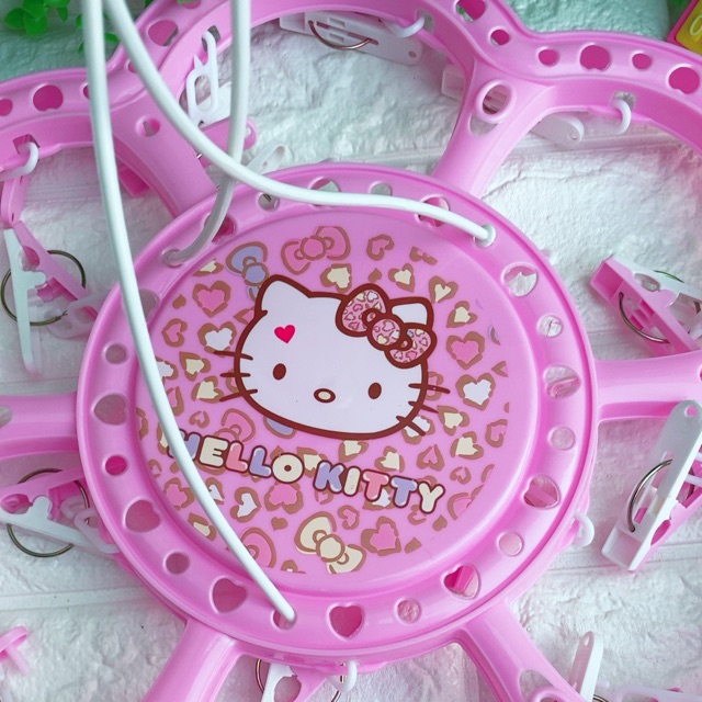 Móc kẹp phơi quần áo, vớ Hello Kitty