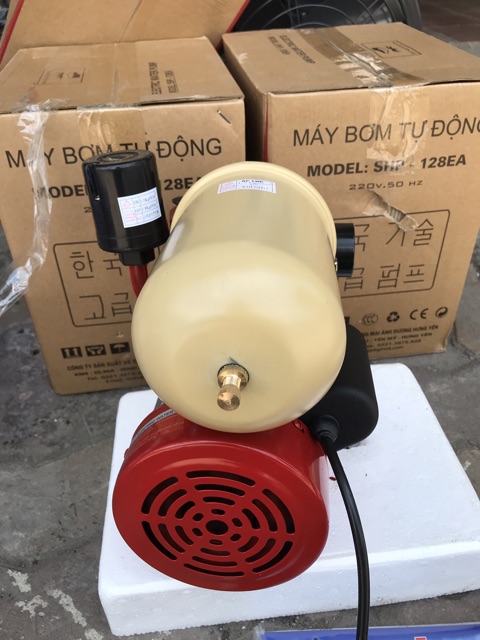 Máy bơm nước tăng áp