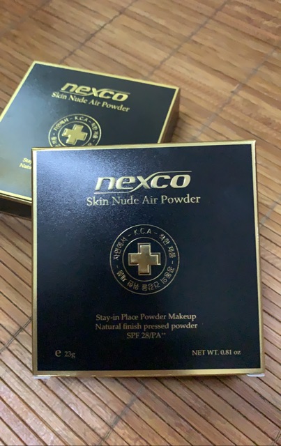 Phấn Lụa Hoàng Cung Siêu Mỏng Mịn , Kiềm Dầu Nexco 23g