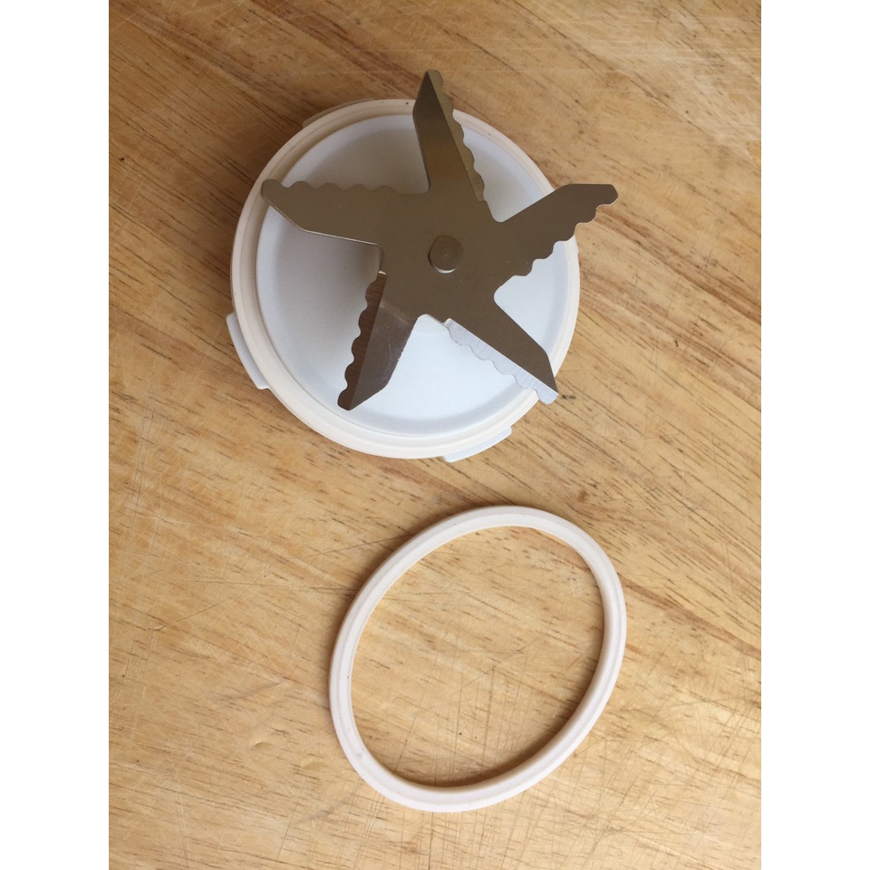 Phụ kiện máy xay Philips- Dao PHILIPS HR2001 kèm ron hàng chính hãng