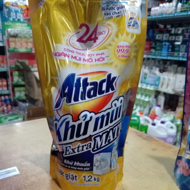 Nước giặt khử mùi Attack Extra hương hoa oải hương túi 1,4 kg.