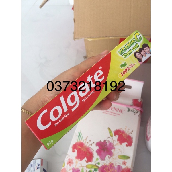 Kem đánh răng Colgate vitamin C 90g