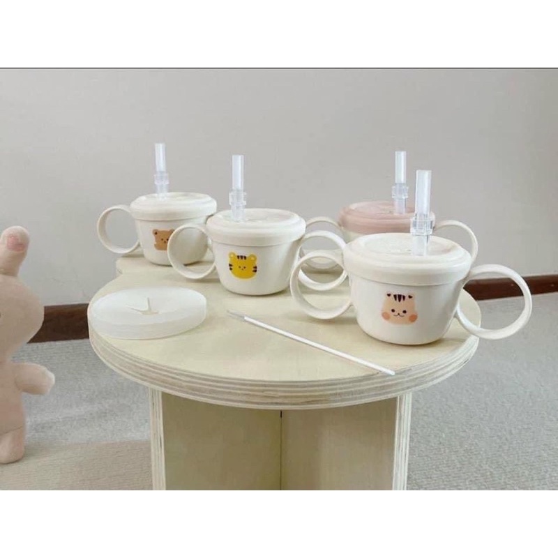 Cốc tập hút cho bé 2 in 1 chống đổ của Babylife