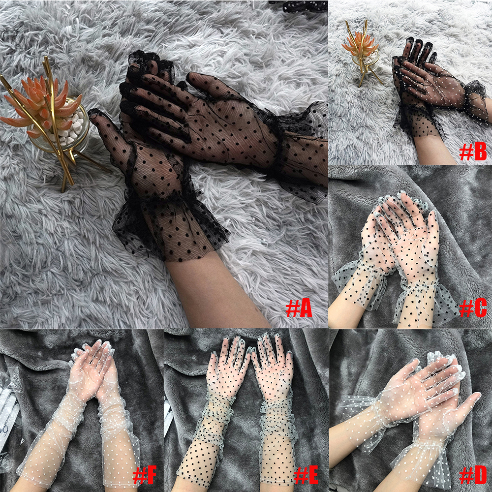 1 đôi găng tay lưới chấm bi thời trang mùa hè