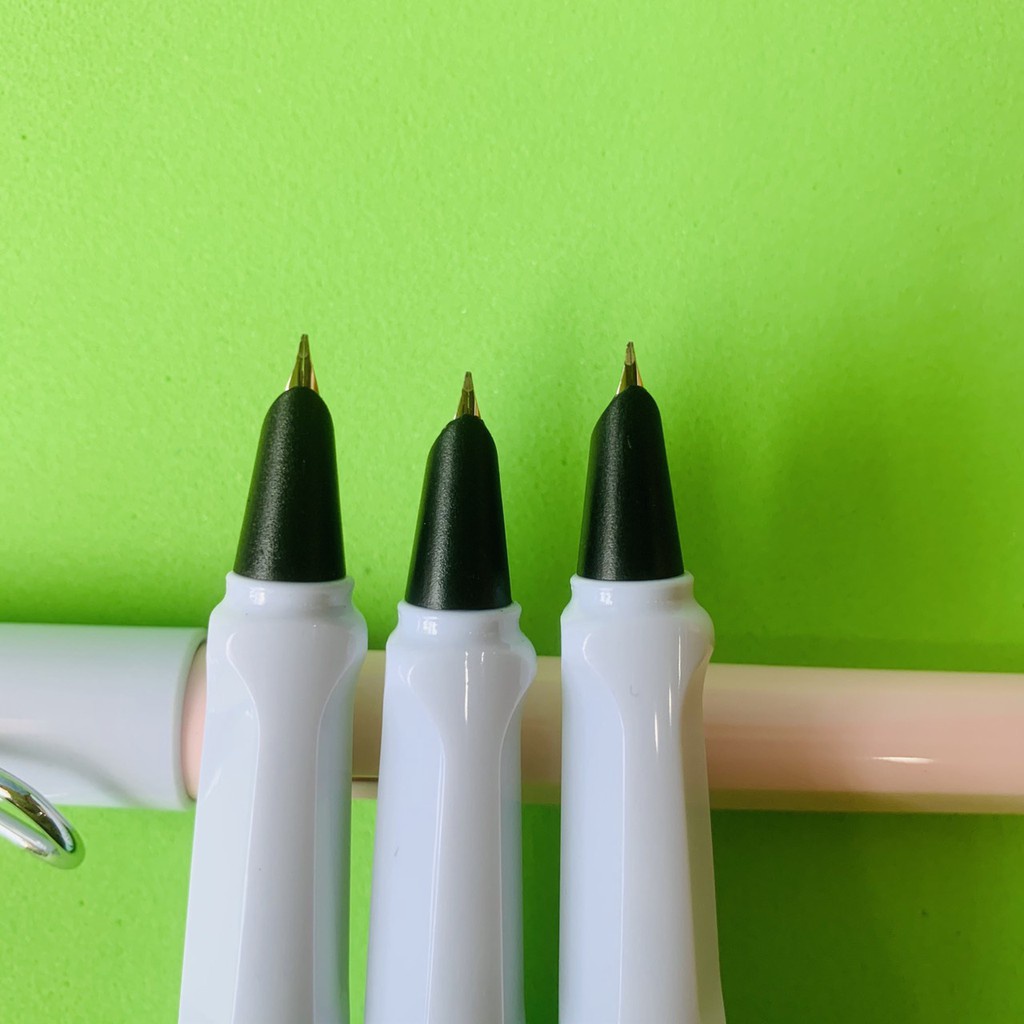 Bút máy 857 ngòi êm trơn  chỉ 10k