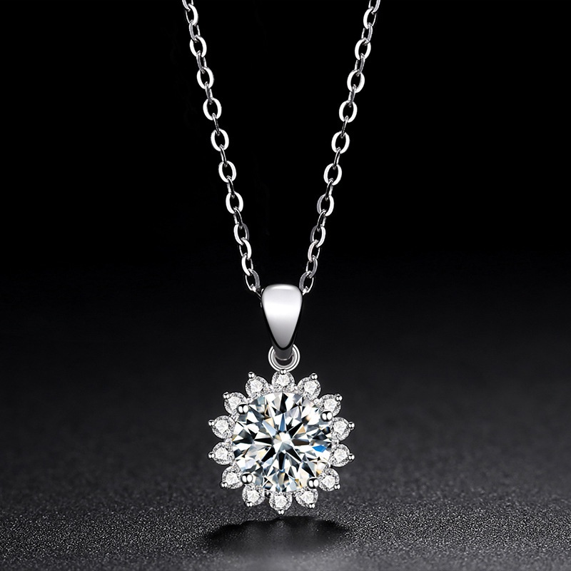 Vòng cổ Toàn Bộ Mặt Hoa Hướng Dương Đính Kim Cương Giả Cho Nữ