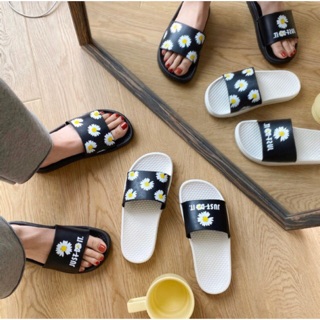 (xả kho) Dép bản ngang hoa cúc, dép bông cúc vàng đen trắng phong cách Hàn Quốc