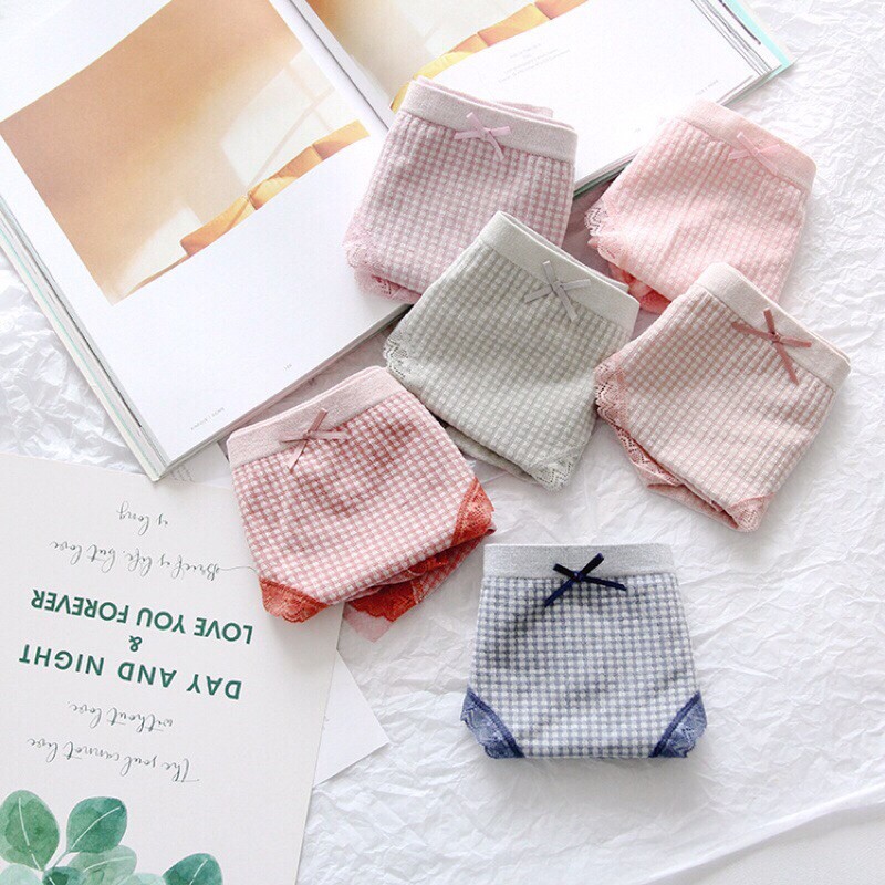 Quần Lót Cotton Co Giãn 4 Chiều Kẻ Caro Viền Ren Dễ Thương 555