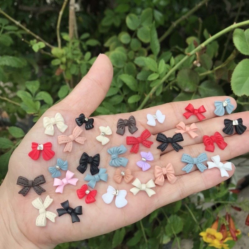 Charm nơ nhựa trang trí móng