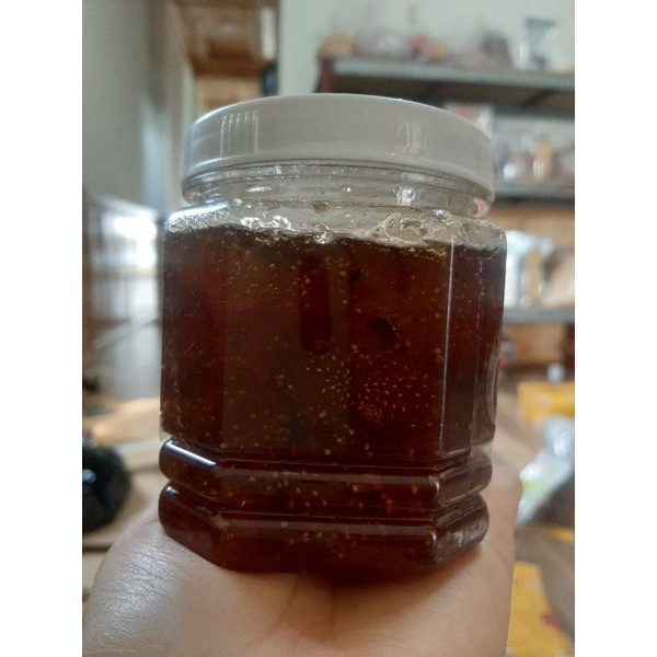 Hũ  Mứt dâu tây thơm ngon nguyên chất Đà Lạt