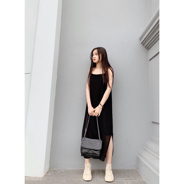 Đầm maxi hai dây xẻ tà dễ thương | BigBuy360 - bigbuy360.vn