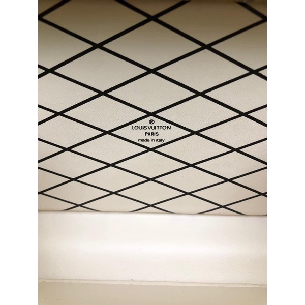 Túi hộp LV fullbox nam châm chuẩn hãng