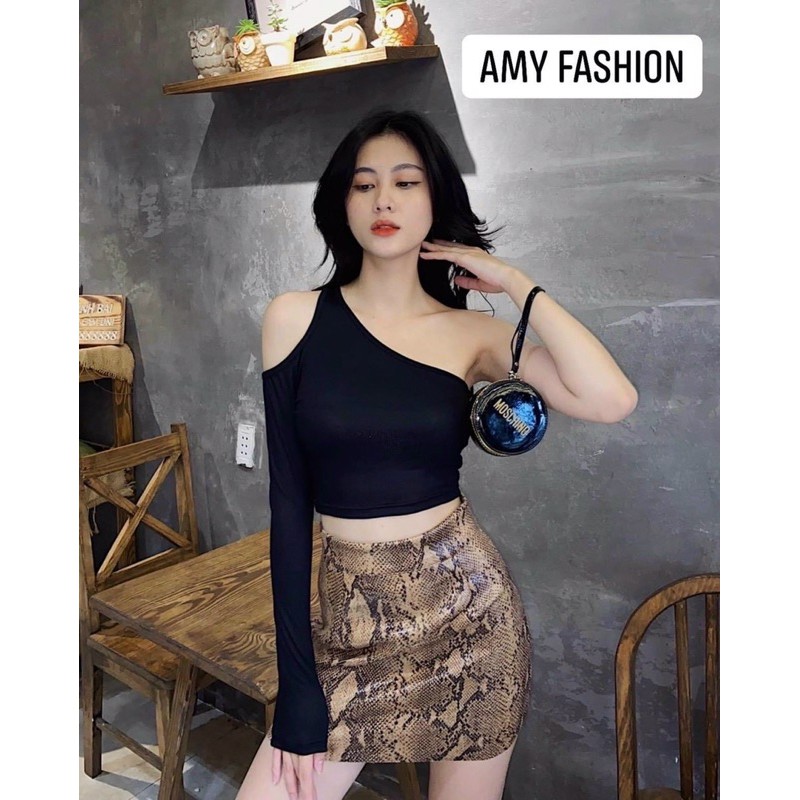 Áo crop body tay dài cut out vai 1 bên hở