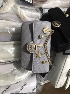 Túi Lyn huy hiệu size 17cm (ib shop chọn màu nhé)