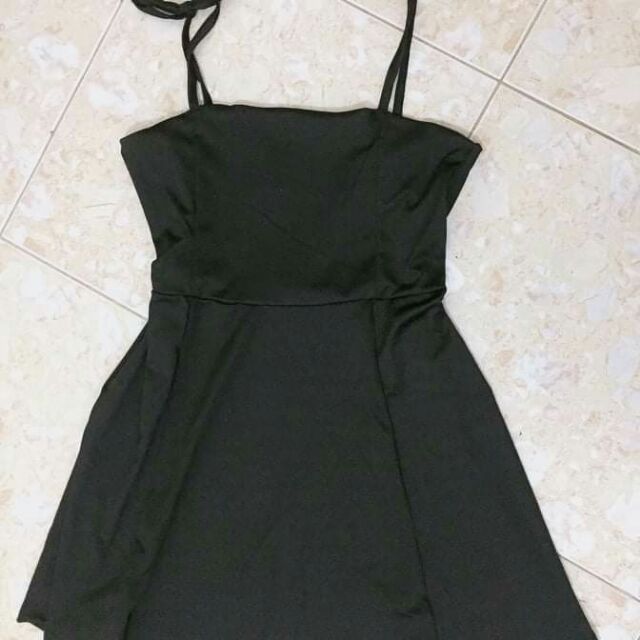 Combo 2 váy 2s đen