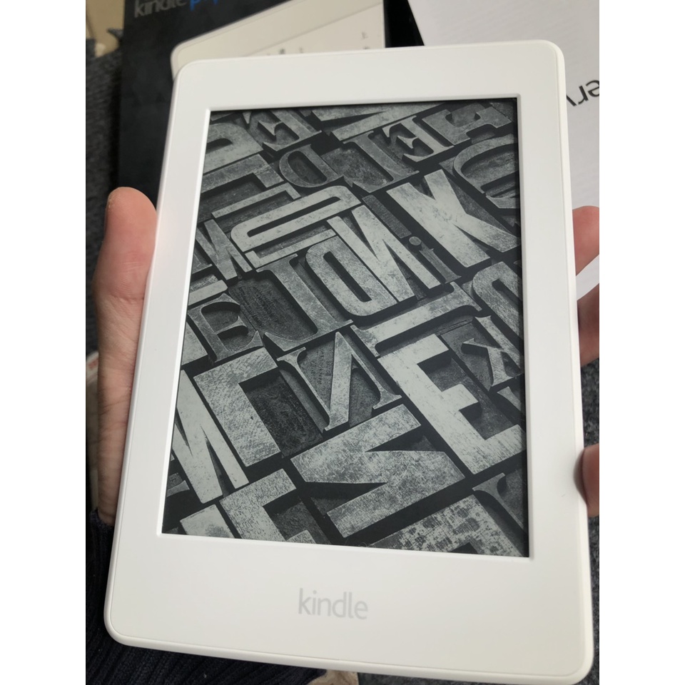 Máy đọc sách kindle pape white 3 mới 99% màu trắng tinh khôi | BigBuy360 - bigbuy360.vn