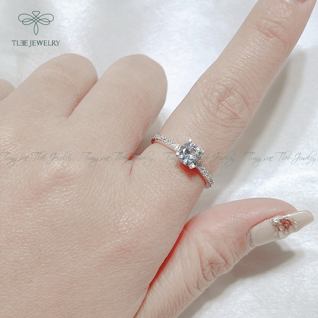 Nhẫn bạc nữ TLEE trụ đá bốn chấu nạm đá sang trọng NCJ A0157