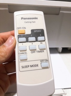 Điều khiển quạt Trần panasonic 4 cánh