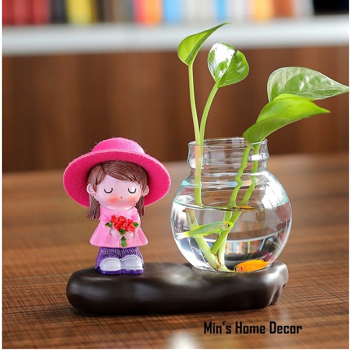 Bình thuỷ tinh trồng cây thuỷ sinh mini, Chậu trồng cây hình chàng trai cô gái dễ thương để bàn học bàn làm việc