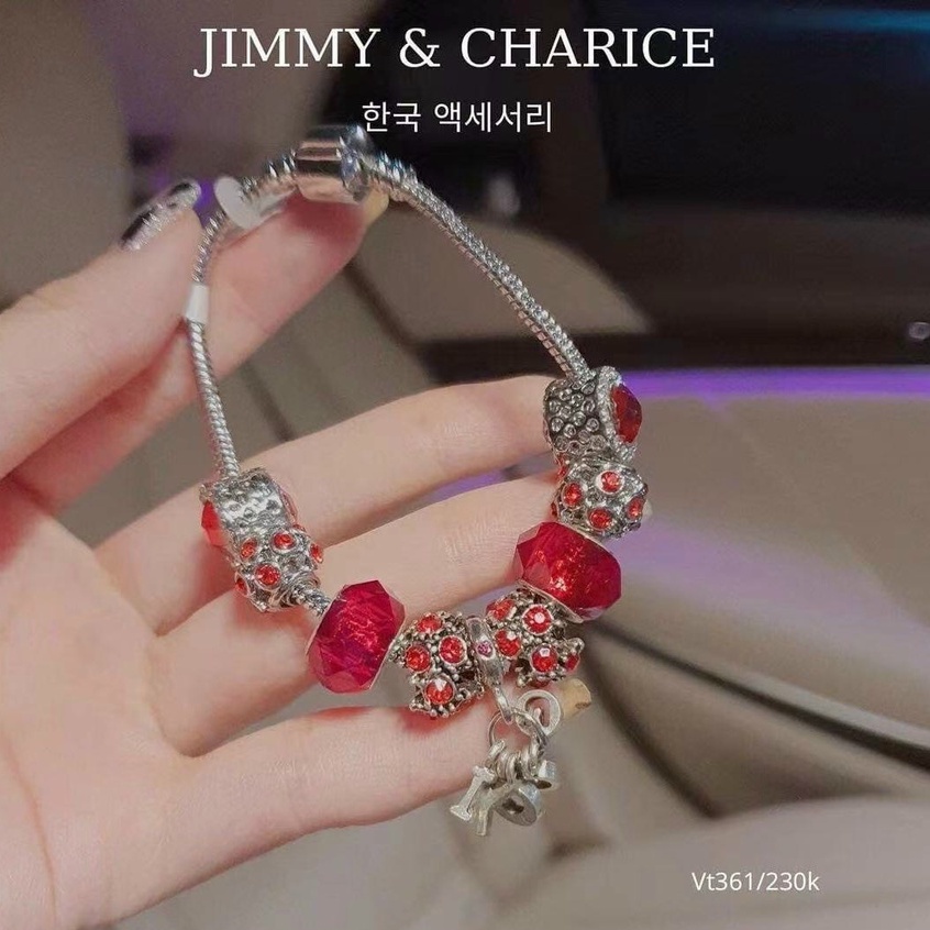 Vòng tay charm Jimmy & Charice  may mắn chất liệu titan mạ bạc không han rỉ bay tiếp xúc nước thoải mái