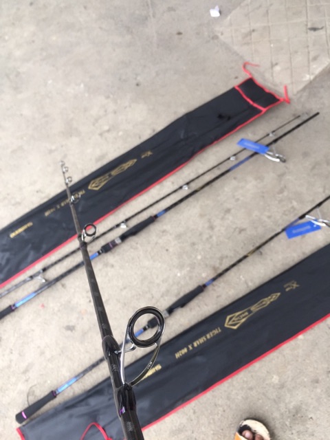 Cần 2 khúc Shimano Tiger shar 3m chuyên săn hàng khủng