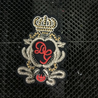 Sticker thêu