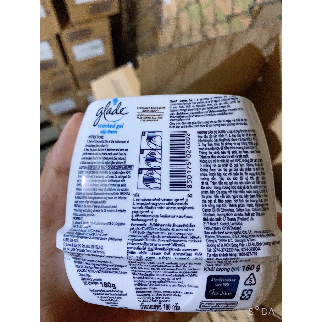 Sáp thơm Glade trầm hương sâu lắng 180g DKSH