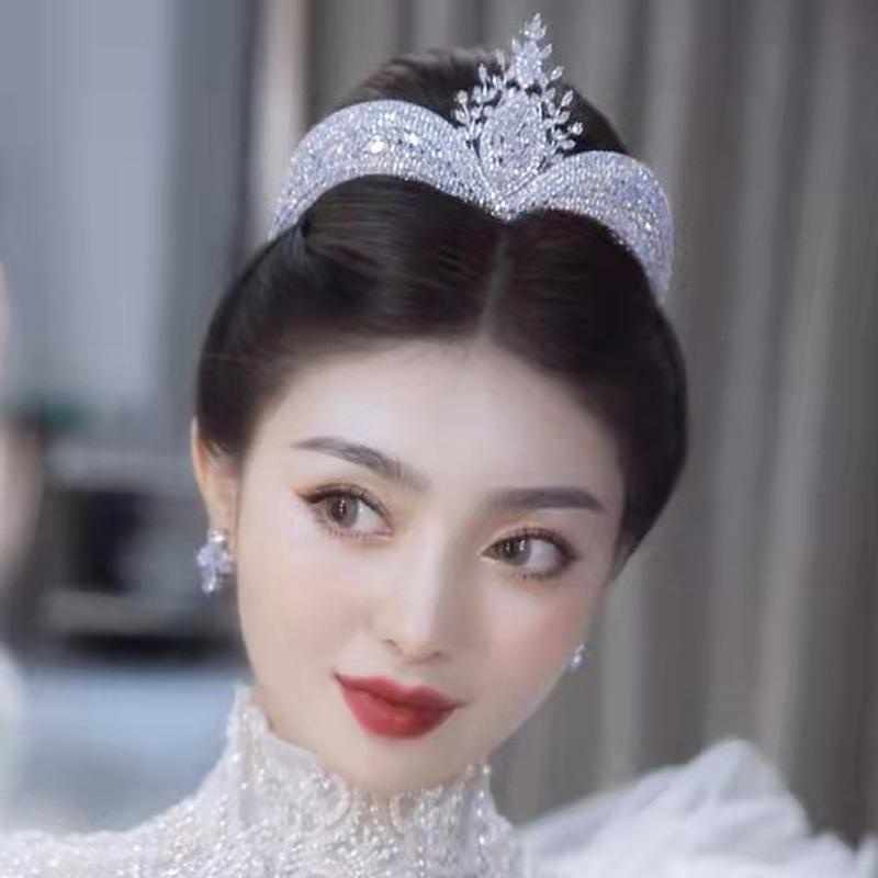 Vương miện cô dâu tóc búi mới 2022 Giangpkc