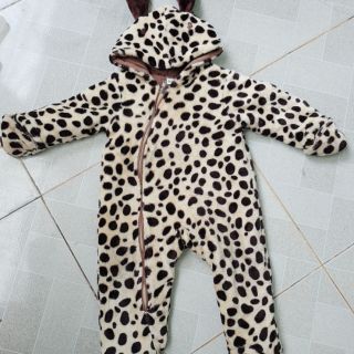 Bóy em bé quá khứ