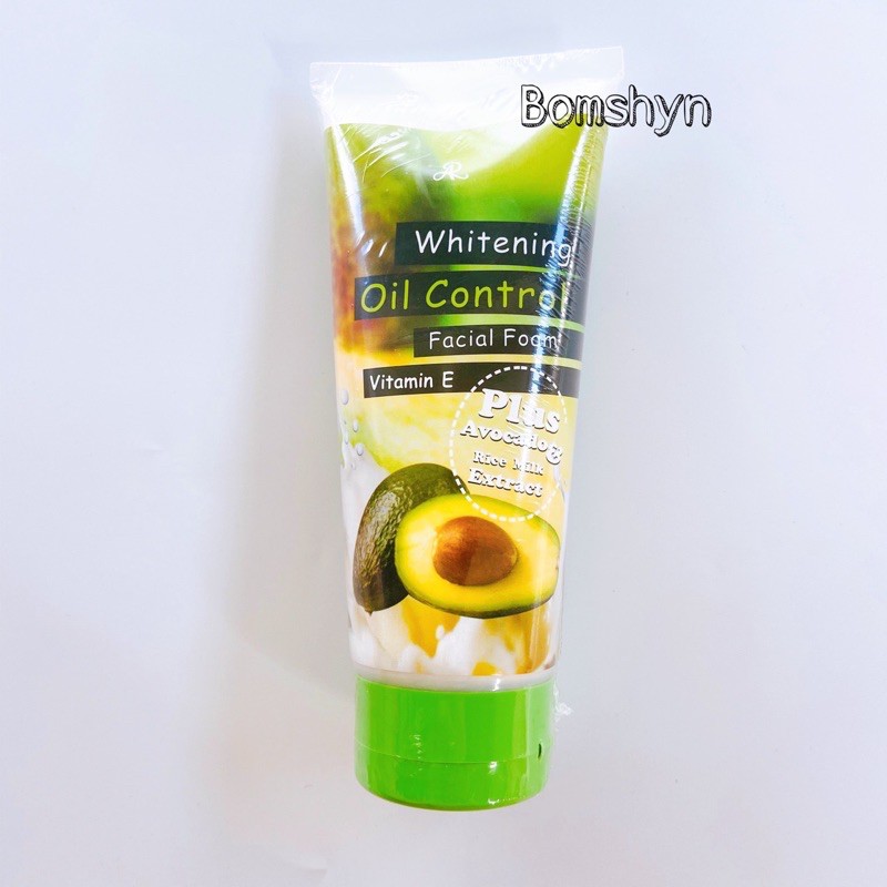 Sữa rửa mặt chiết xuất quả Bơ thái lan