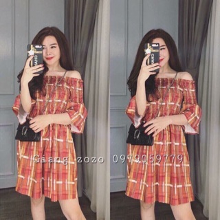 ĐẦM SỌC CARO TRỄ VAI TAY LOE