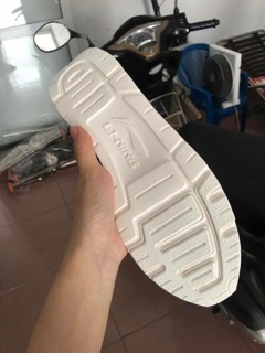 Giày lining