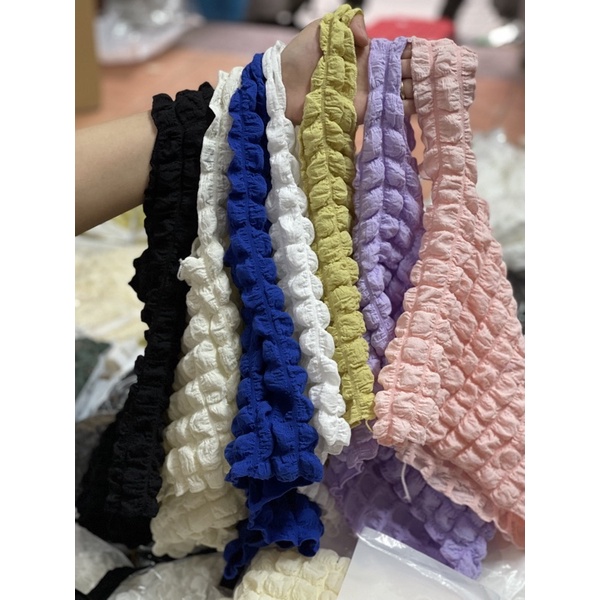 Áo Cổ Vuông Hai Dây Dáng Croptop Chất Xốp Phồng Siêu Hot