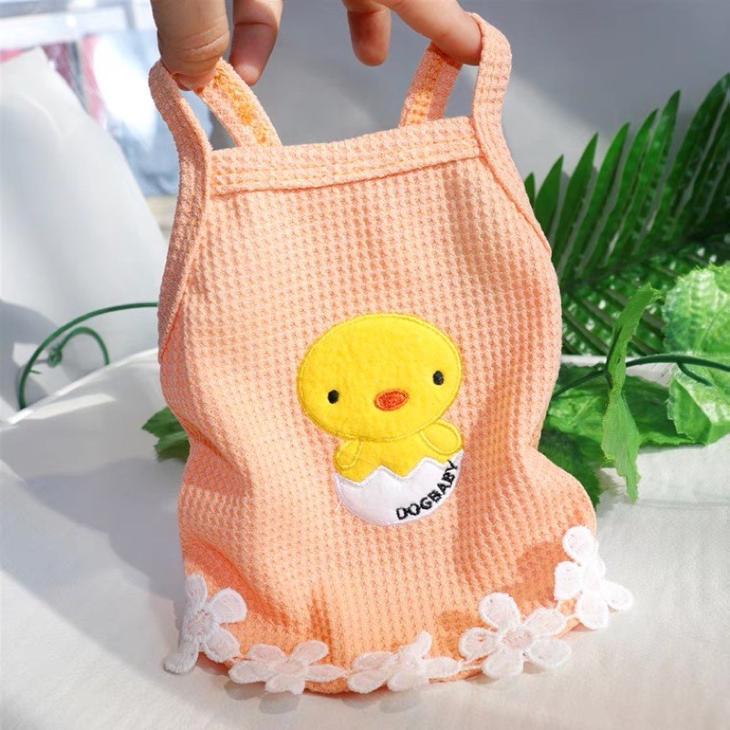 đầm 2 dây thêu hình gà con cho chó mèo