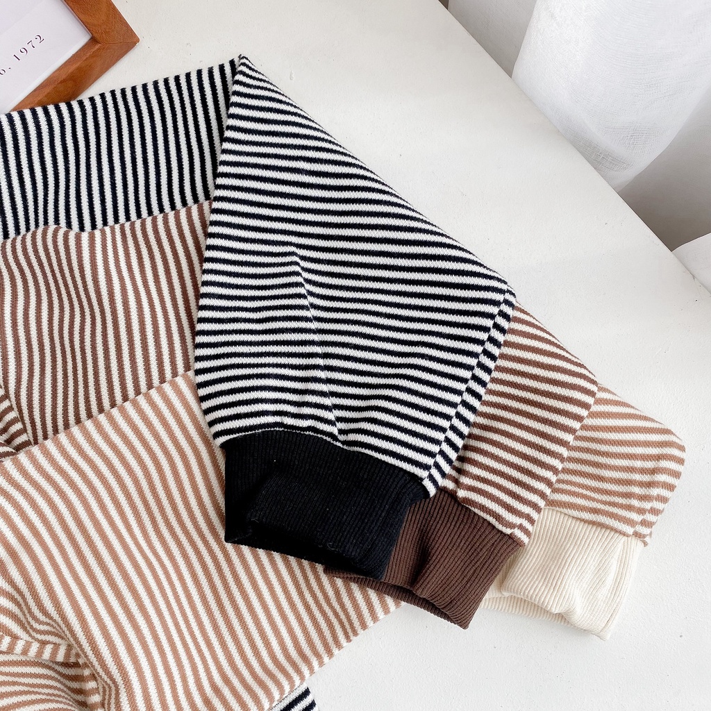 [HÀNG CÓ SẴN] Áo nỉ dài tay nữ May Boutique áo nỉ oversize kẻ ngang ABS21H_110.061 | BigBuy360 - bigbuy360.vn