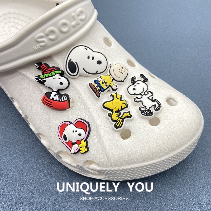 Crocs / jibbitz charms Hình Nhân Vật Hoạt Hình Snoopy Có Khóa Cài Trang Trí DIY